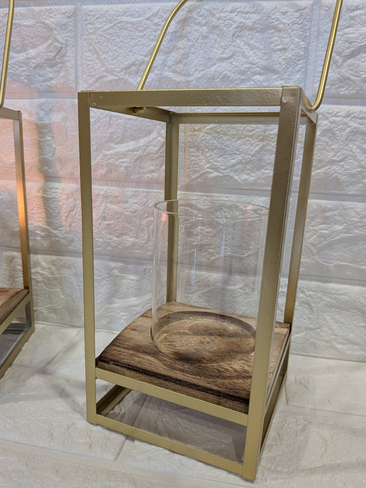 Photophore design en métal doré avec plateau bois