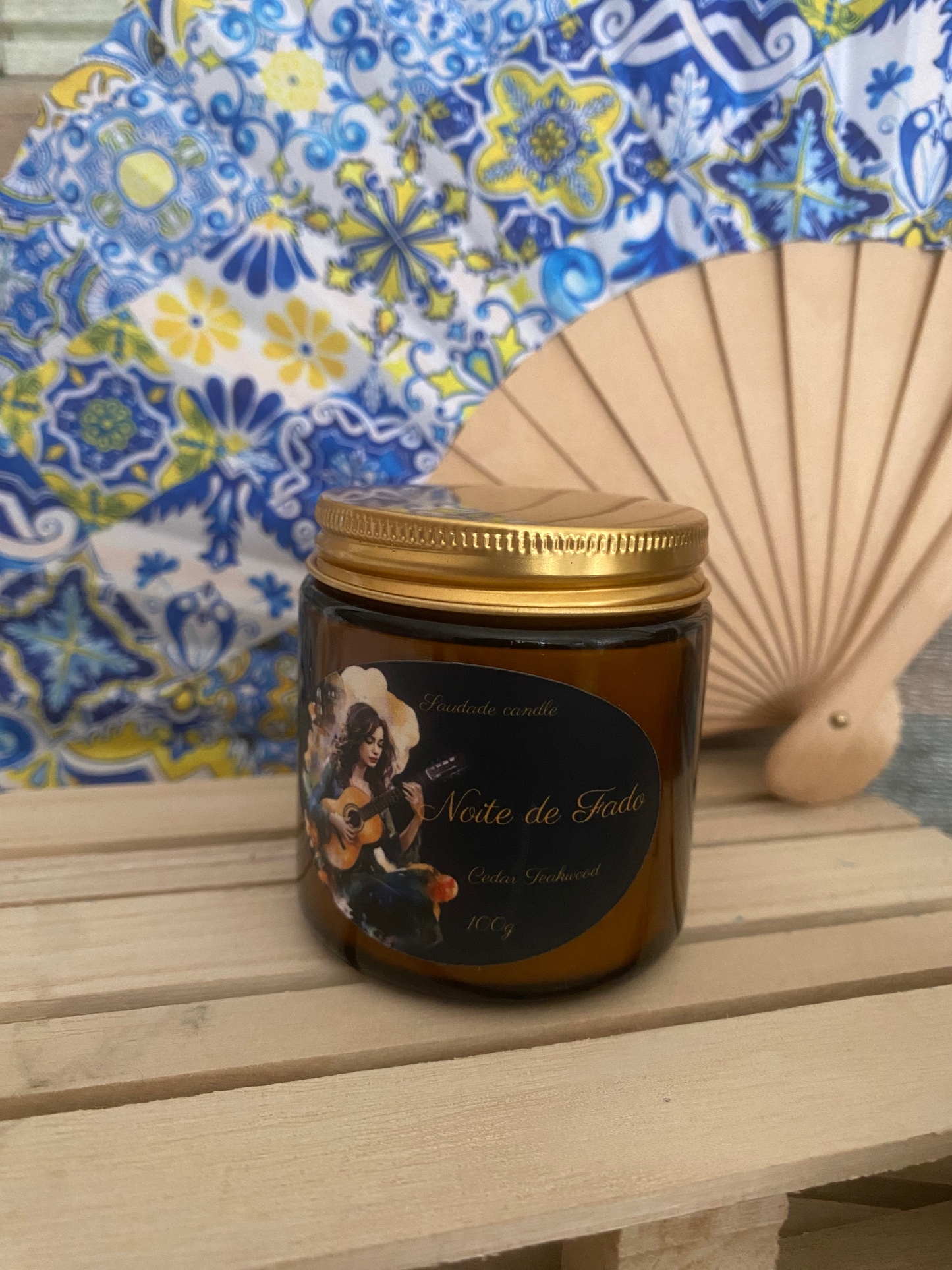 Noite de Fado – Cedar &amp; Teakwood