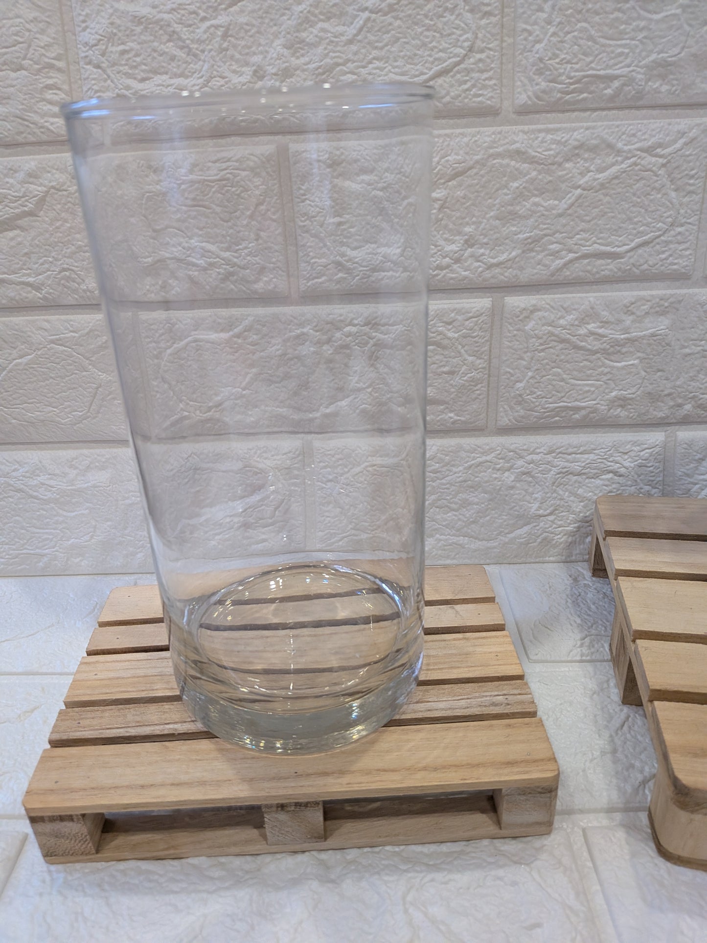 Vase en verre pour sable de cire