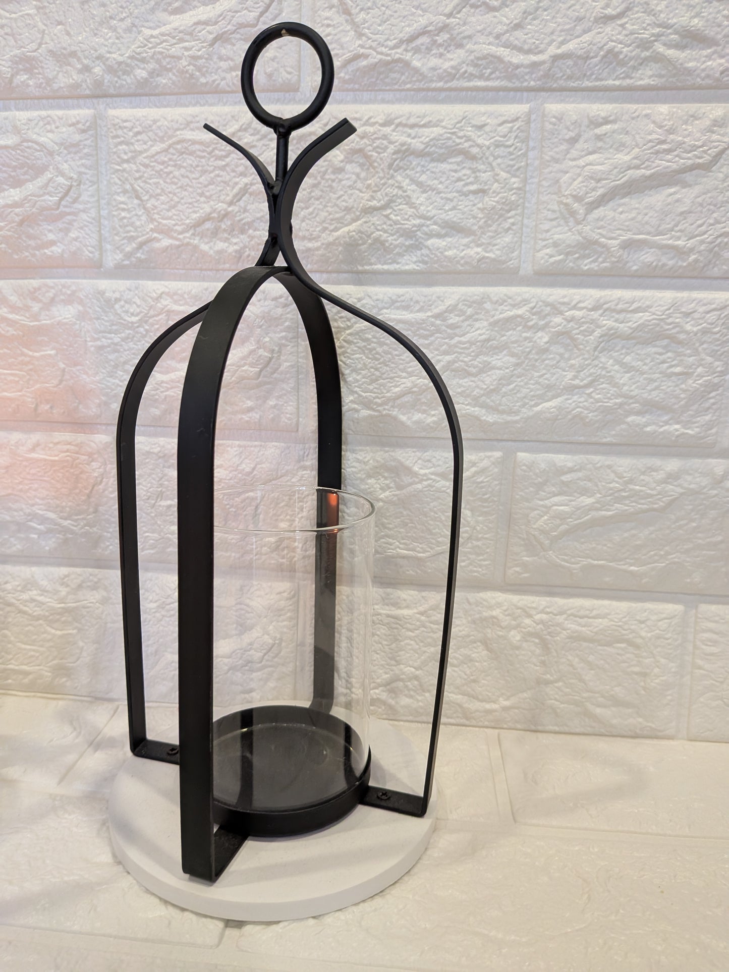 Photophore design en métal noir