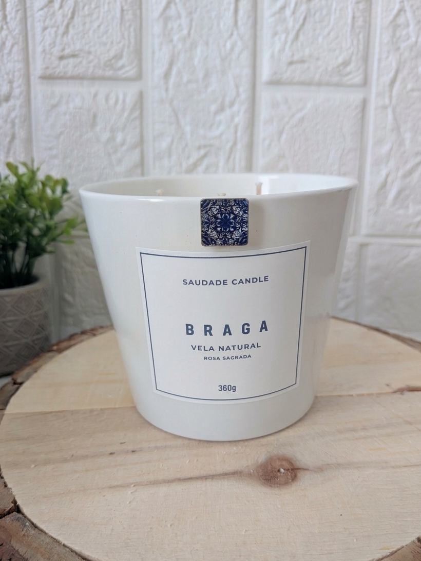 Bougie Braga 360g - 3 mèches - Parfum Rosa sagrada